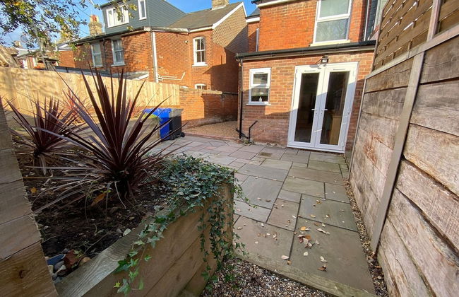 Luxurious Victorian Villa With Parking, Sleeps six - Photo 31