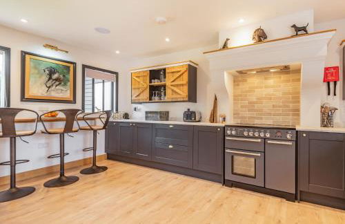 Lucky's Stable - Uk34101 - Foto 9