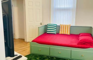 Cozy Cottage - Photo 8