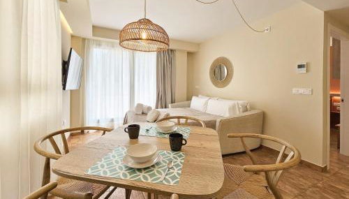 Apartamentos Las Ciencias R - Photo 5