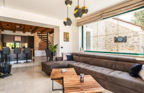 Beautiful Home In Poljaci - Foto 3