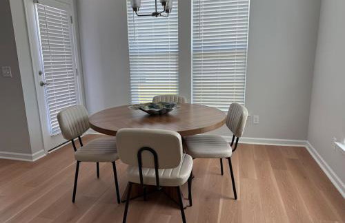 NEW HOUSE! 4BR Entire house Near Airport - Photo 22