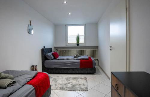 Serviceroom24 - Apartment 4 in Gladbeck WLAN - Smart-TV - 24-7 Check-in und Küche - Foto 18