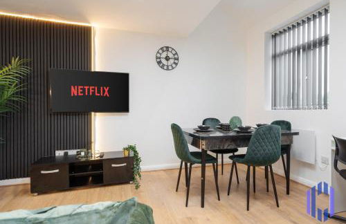Sophisticated & Stylish Flat near Manchester Airport - Sleeps 9 - Foto 1