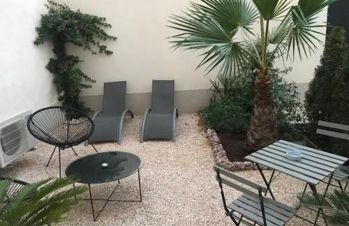 LAZARE Maison de Maître , appartements de standing avec parking privatif à seulement 7 minutes à pied du centre historique de Béziers - Photo 12