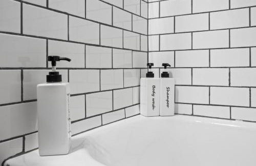 Louisville Haven With BBQ Fire Pit & Private Yard - Foto 46