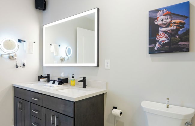 Unique Historic Experience Conveniently Located in the Heart of Cincinnati - Foto 66