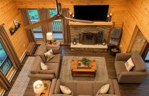 Clocked Out Cabin with Lake Access, Fire Pit, Games - Foto 22