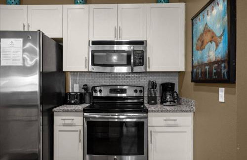 3 Bedrooms S / Lucaya Village Townhouse by RedAwning - Foto 17