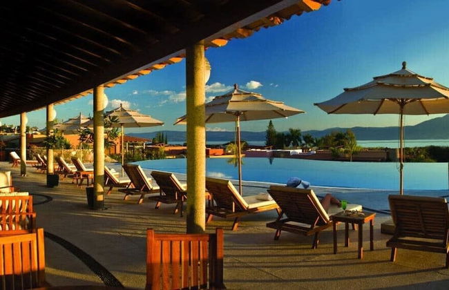 Enjoy Your Stay at a Luxury 3 Bedroom Condo With Stunning Lake Views - Foto 31