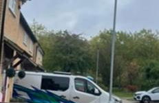 J&J stays 5 bedroom detached house in Peterborough with parking - Photo 6