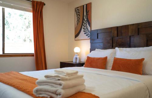 Riverfront w Cedar Hottub, Sauna, Movie Theatre - Photo 48