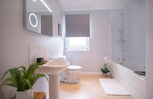 Calm Scottish Country Escape with Hot Tub Sleeps 6 - Foto 27