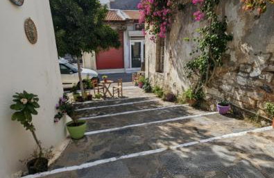 Iselia House - Photo 11