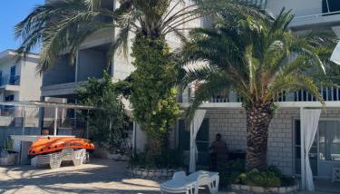 Apartment Ema - Photo 3, sunbed