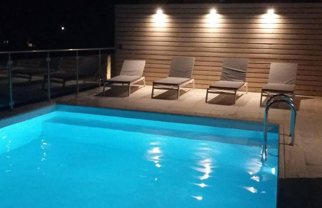 Luxury Holiday Home 4 Bedroom Villa in Paleokastro - Photo 30