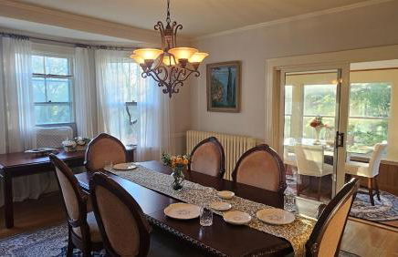 Big New England Family Home; walk to beach, shops - Foto 47