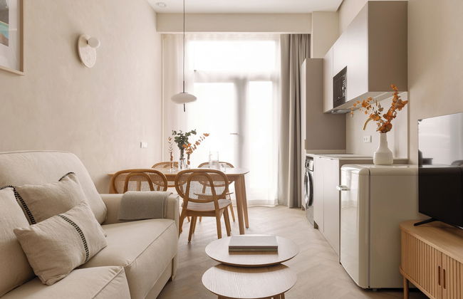 MH Apartments Central Valencia - Photo 16