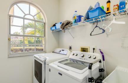 Private Pool Pond Views Bonus Lounge in Gated Naples Community Drive to Dining Sand - Foto 30