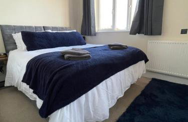 4 bed house perfect for contractors - Foto 1