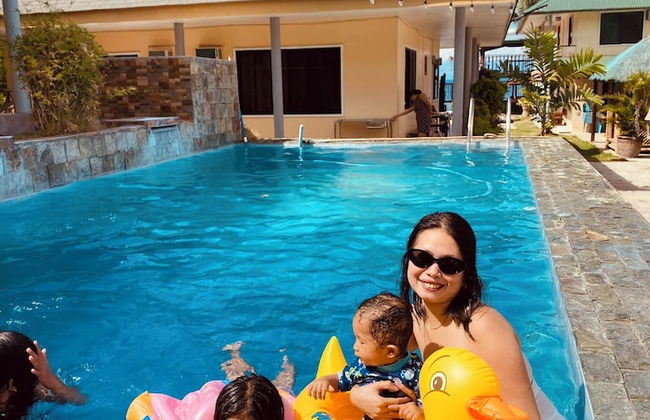 Jovillena Beach Resort Lobo Batangas - Foto 16