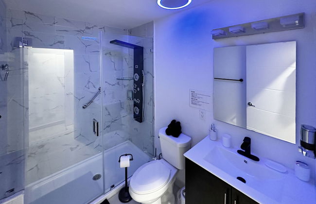 Experience Luna Sky! 65" TV Bar BBQ go FL Keys - Foto 41