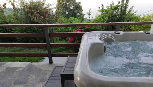 Iris Stone Villa with Jacuzzi - Foto 4