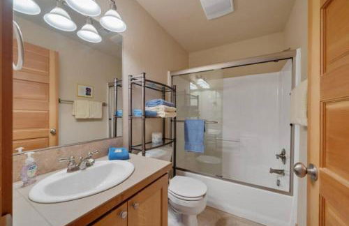 Heaven by the Sea Peaceful 3BR by the Ocean - Foto 12