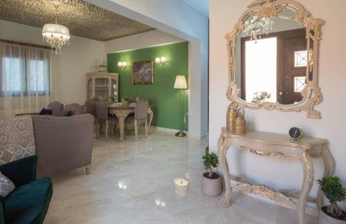 Princess Anna Maria - Photo 27