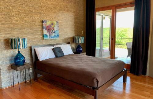 Scenic Hill Country Retreat - Rhino Ranch - Photo 37