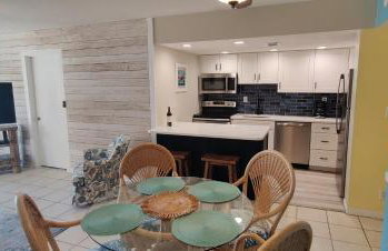 Beachfront Condo on Coco Plum Beach - Foto 5