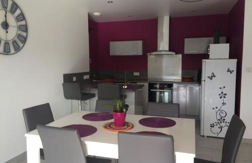 GITE URSUYA 3 étoiles de plain-pied idéalement situé - Foto 8