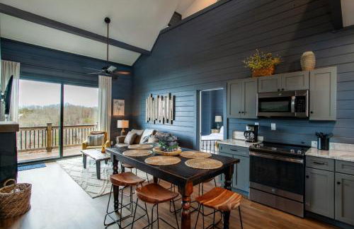 Chalet Amelia Lake View HotTub Fireplace Arcade - Foto 16