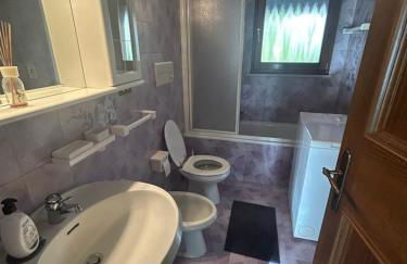 Family House - Photo 11