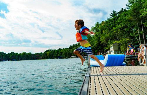 Lakefront Home 4 Bedroom 4 Bath Sleeps 12 - Foto 40