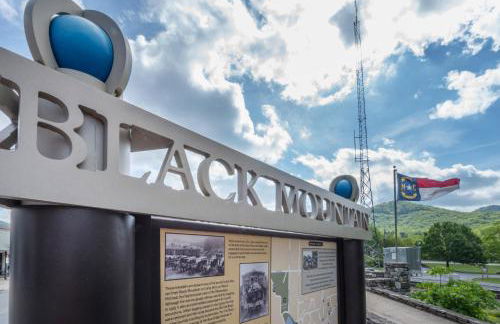 Peach & Pine Cottage - Foto 35