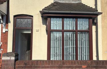 Cozee 2-bed in WV11 ideal for long work stays & relocation cls to New cross hospital M54&M6 - Foto 6