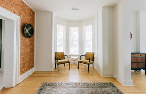 Newly Renovated Vintage Inspired Large 4 BR Home - Foto 6