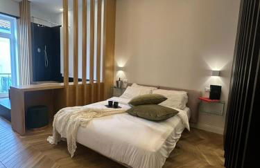 Belladonna Luxury Apartment - Photo 2