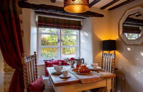 Thimble Cottage - Photo 3