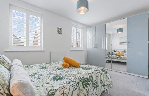 #53 Stylish 4 Bed Home 2 Full 1 Half Bath Free Parking - Foto 22