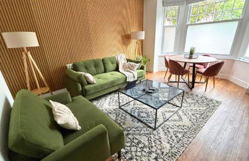 1 Bed & 1 Sofa Bed Alpine Style Ground Floor Apartment - Foto 5