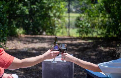 New Design-Movie Night Bar-Fire Pit-Hammocks-Games - Foto 15