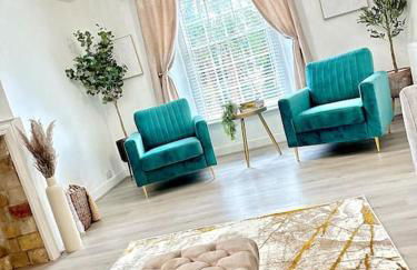 Historic Charm: *Perfect For Group Getaways* - Photo 2