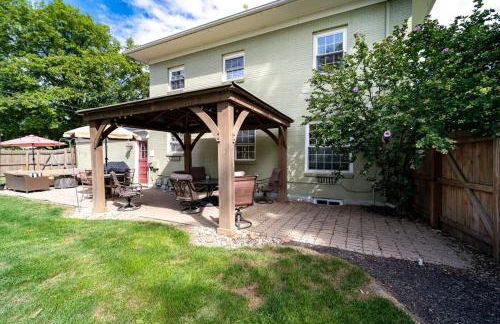 Antique Charm 3BR Gourmet Kitchen & Large Yard - Foto 46