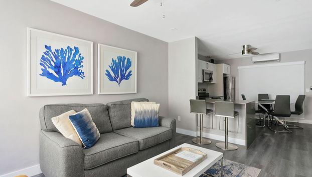 ULTRA Modern Apt by the Beach - Foto 4, Zona de estar