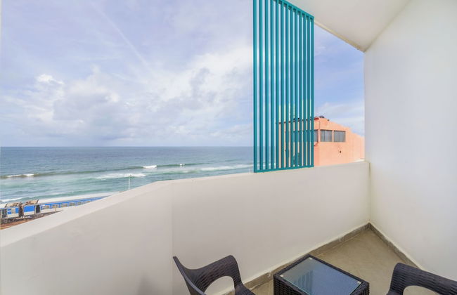 Marine Suites - Photo 30