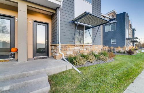 Fancy Townhome Near Old Town, Breweries and River! - Foto 48