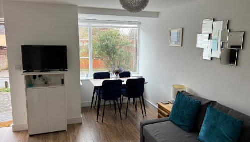 Comfy 2 bed house located at Wareham train station - Foto 5