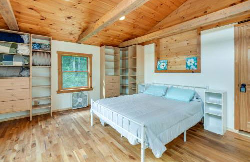 Meredith Home with Deck 6 Mi to Lake Winnipesaukee! - Photo 12